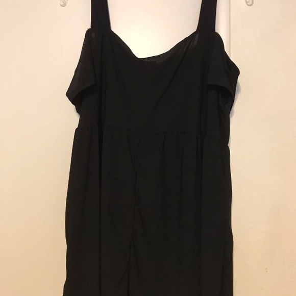 (SOLD) Torrid Size 1 Babydoll Cold Shoulder - Picture 3 of 3